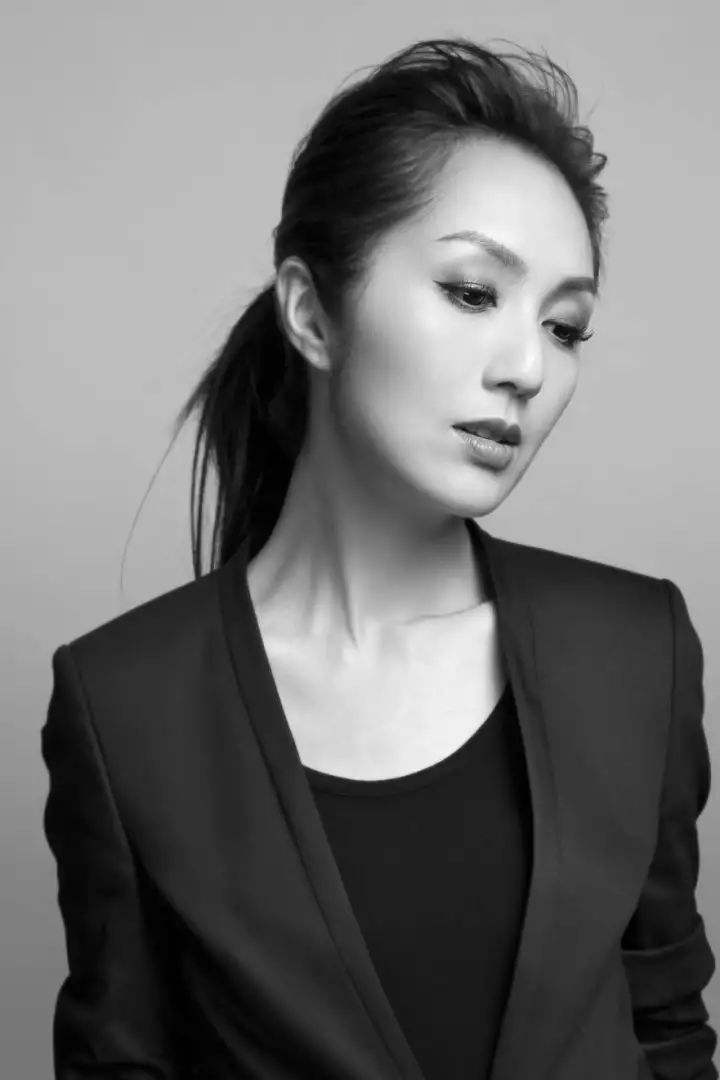 不是天后胜过天后的杨千嬅，歌曲传唱度比其她任何天后都广