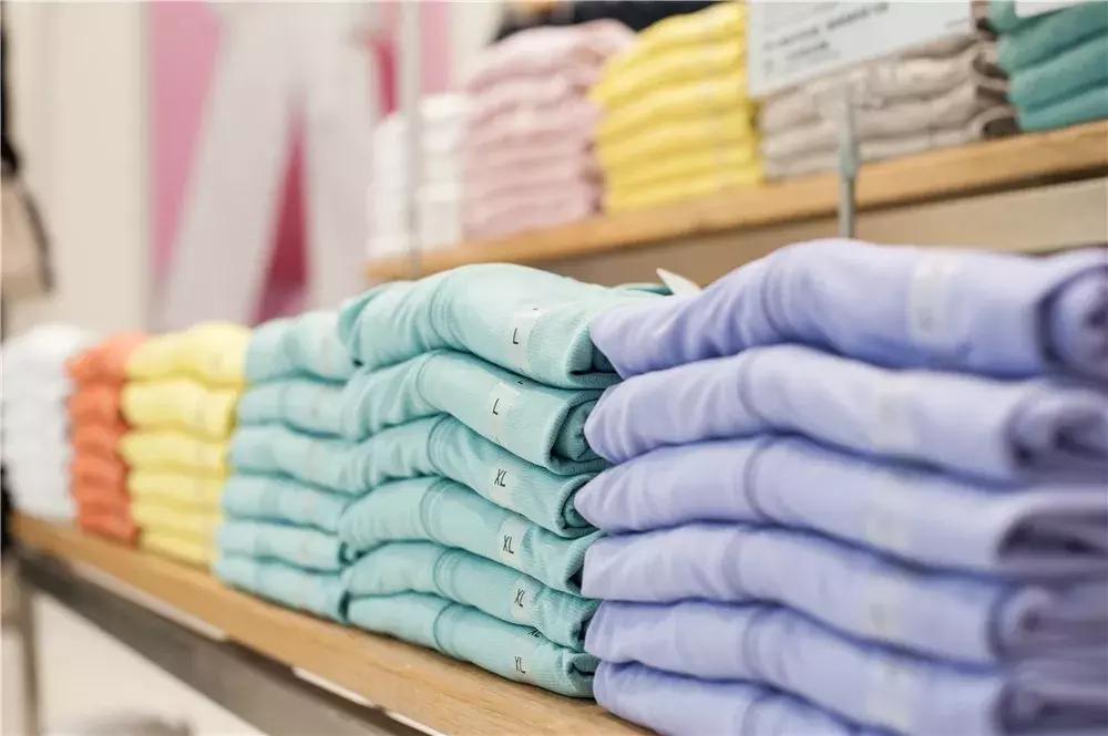 优衣库上新2019秋冬,跟代购微商说再见