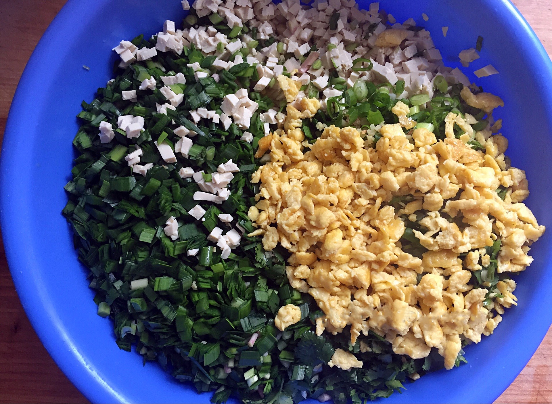 鲜嫩多汁的水饺馅怎么调最好吃,夏天最适合吃的素馅饺子馅推荐