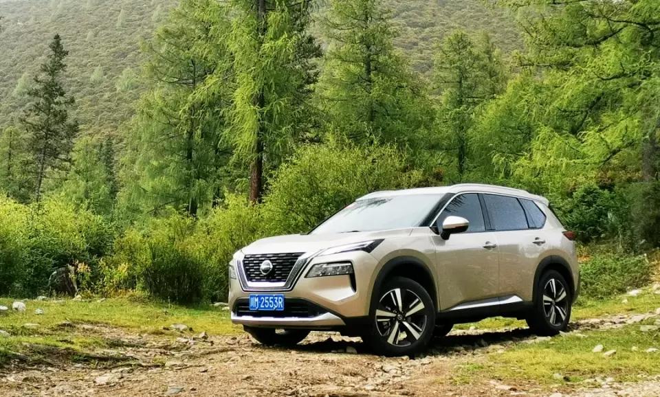 奇骏试驾2020款,奇骏试驾上路