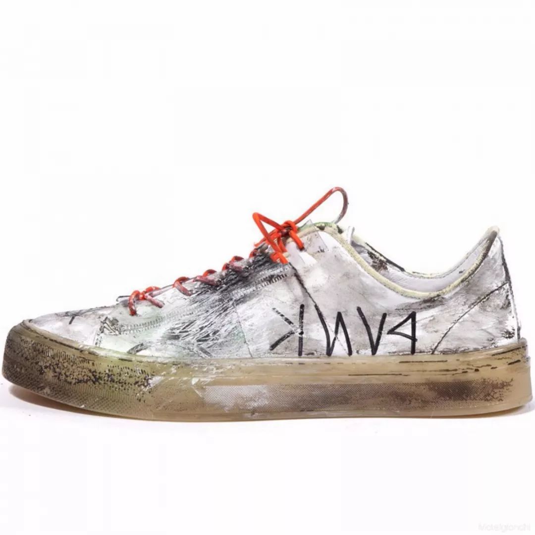 新手直播卖鞋什么时间段合适,平台卖鞋要注意什么