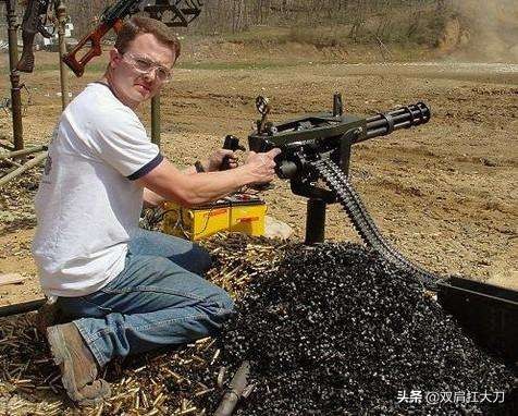 中国部队武器枪械发展史,我国最先进的枪械
