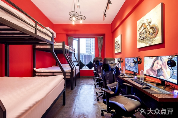 鐤儏鏈熼棿鐢电珵閰掑簵鎷兼埧,鎷兼埧鐢电珵閰掑簵