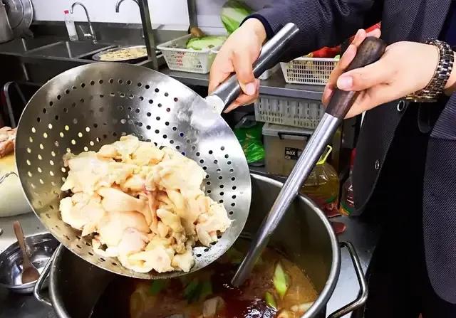 大厨教你熬酱秘诀,家常酱怎么熬制好吃