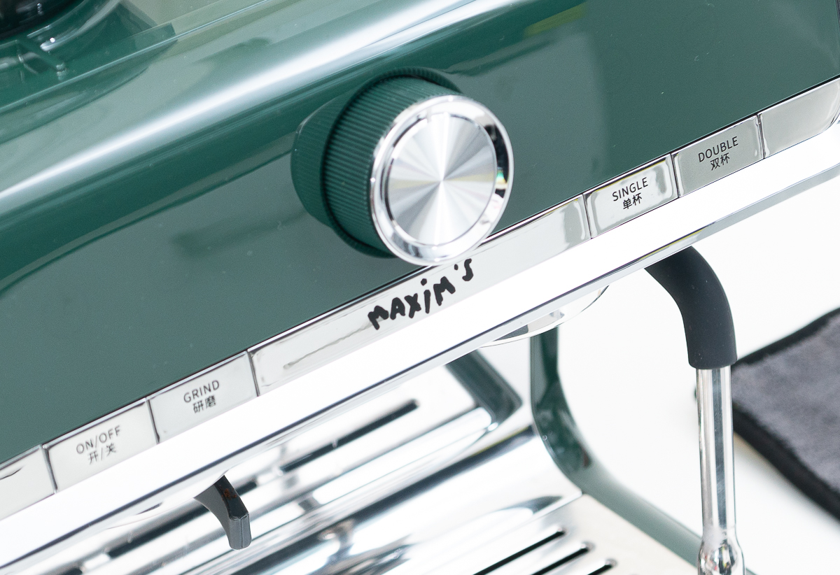 半自动意式咖啡胶囊咖啡机哪个好,胶囊咖啡机半自动和全自动的区别