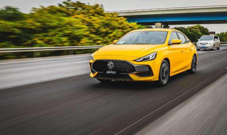 名爵mg5试驾车外观照片,名爵mg5天蝎座试驾视频