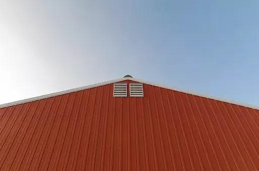 铺设自粘防水卷材用什么胶封边,基础高分子防水卷材正确施工方法