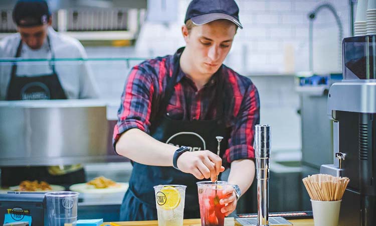 刚上任怎么给下属立规矩,新主管上任下属不听话怎么办