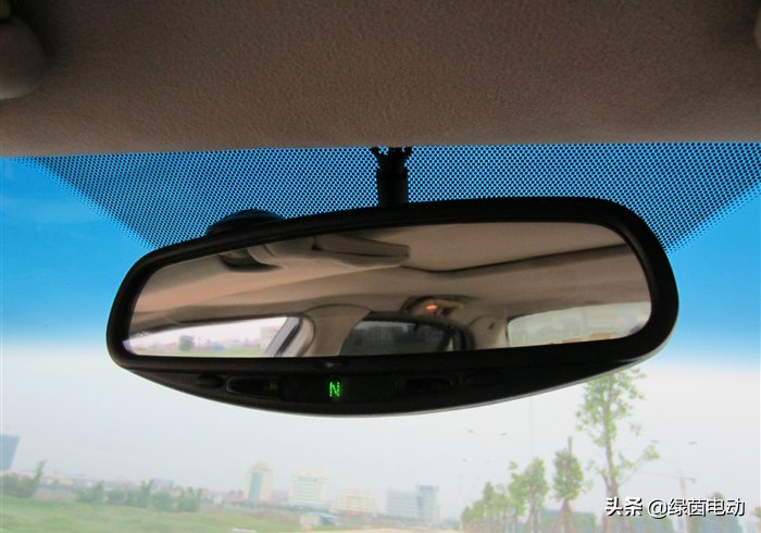 心中的神车,无法超越的经典别克君威