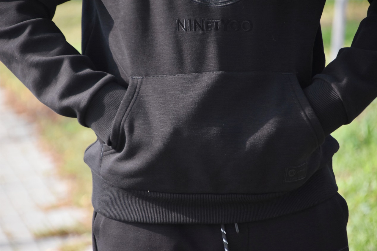 真保暖，小米有品上线加绒连帽保暖卫衣，复合面料更舒服