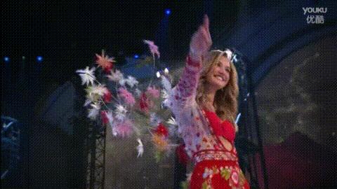 fashion鏃堕,鏃跺皻娼祦fashion