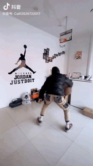 90后男孩子创业做什么工作,郑州27岁小伙修鞋创业