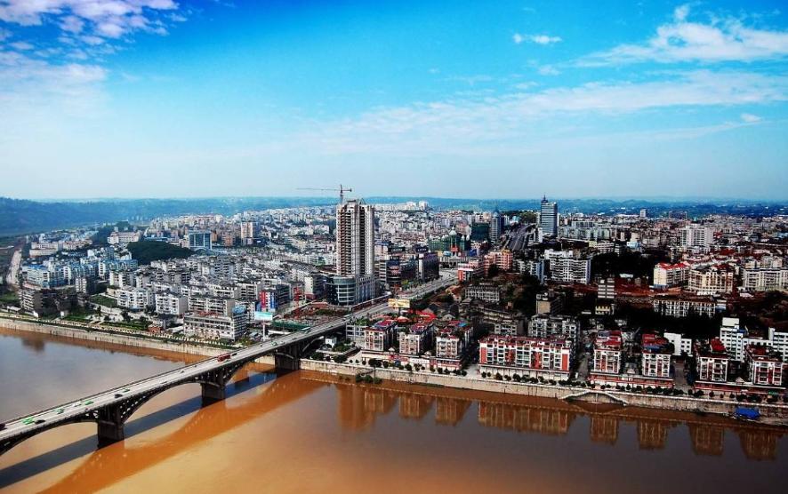 泸州高铁站发展前景,泸州有渝昆高铁