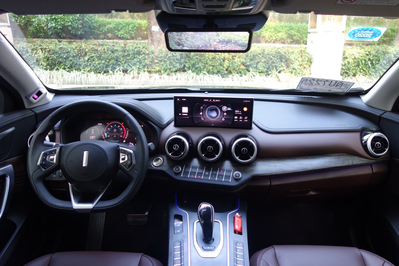 vv7gt豪华旗舰比较,vv7和vv7gt外观