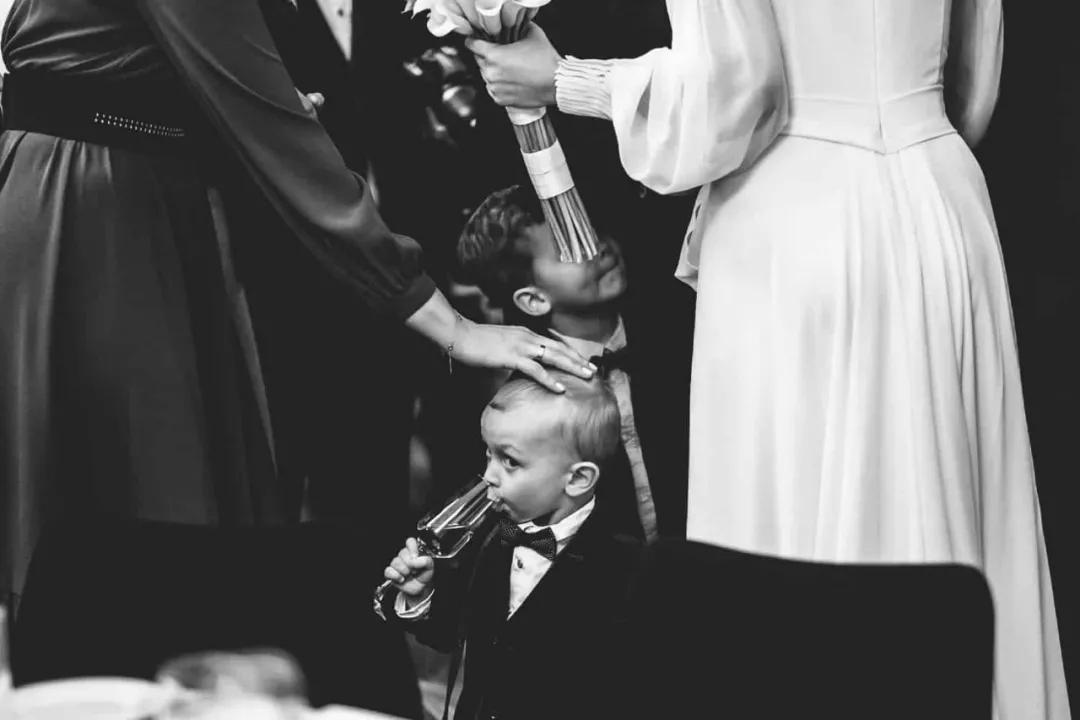 100寮犳渶鏂拌幏濂栧绀肩収,33涓幏濂栫殑濠氱ぜ鐓х墖瀹屽叏鍚稿紩鐪肩悆