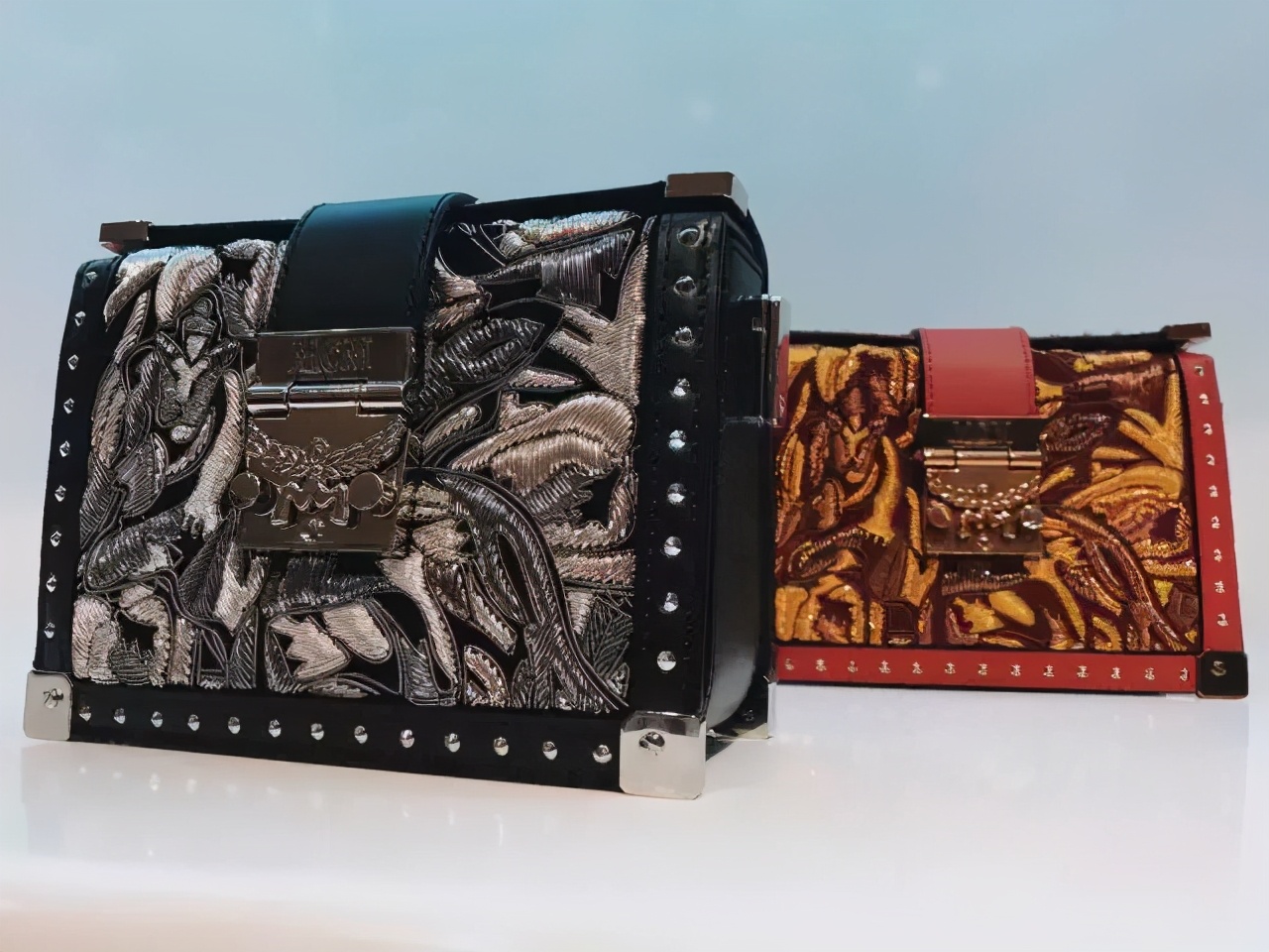 mcm背包哪款实用,mcm背包红色布艺