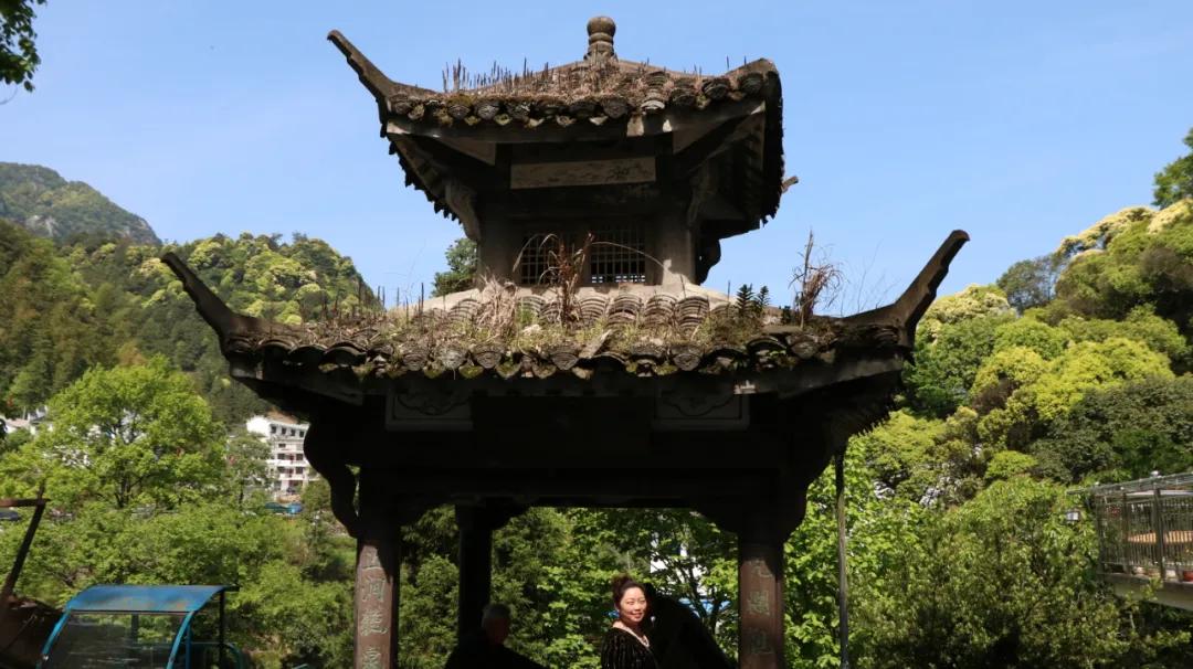 石台仙寓山附近哪里好玩,石台仙寓镇云里居