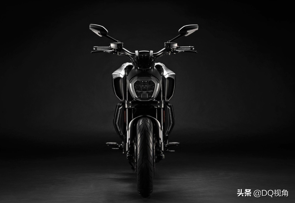 杜卡迪大魔鬼xs摩托车最新款,2020款杜卡迪大魔鬼测评
