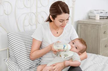 肚子胀气是胃的原因还是肠的原因,宝宝肚子胀气的原因及解决方法