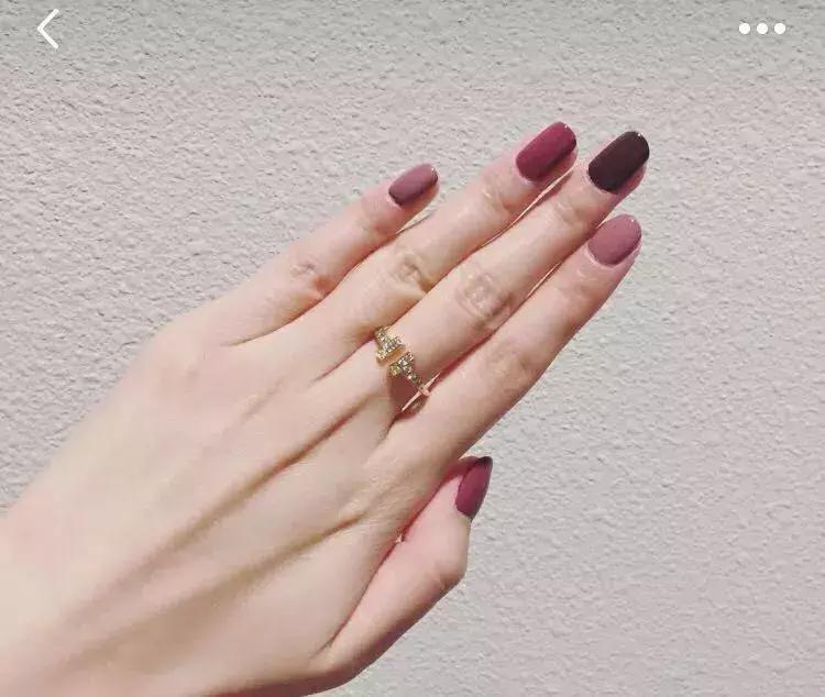 冬季适合的指甲油颜色推荐,适合冬天用的平价指甲油