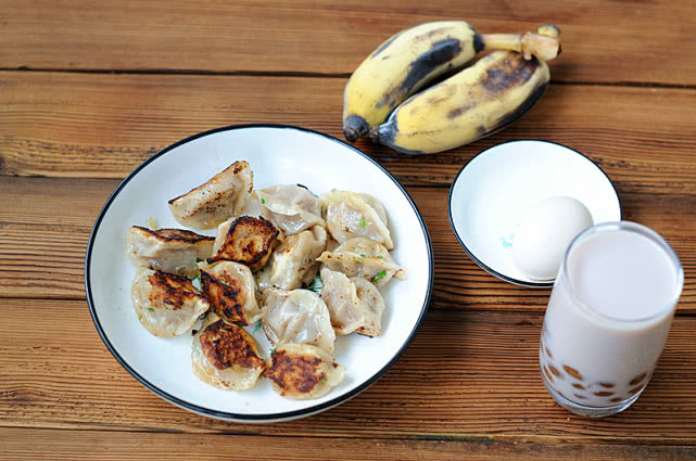 高考当天给孩子准备哪些早餐,高考倒计时一日三餐怎么吃