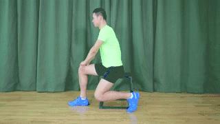 跑步时脚是外八字怎么纠正,膝盖内扣脚外八字跑步