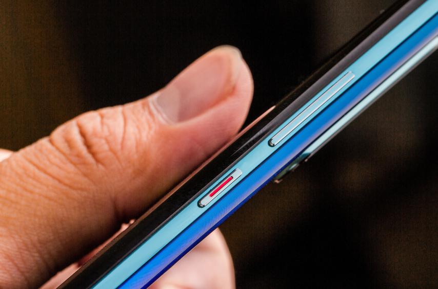 手机系统升级有哪些秘密？为什么不是所有手机能同时升级呢？