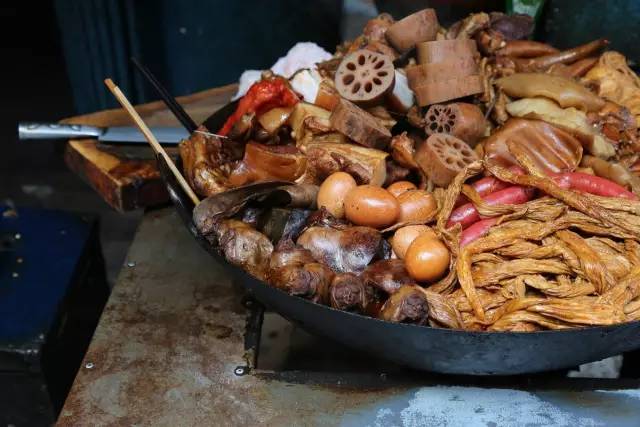 武汉人，等摘下口罩，我们一起去吃这50家店好吗？