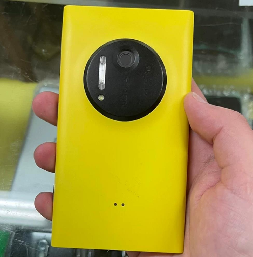 150元诺基亚lumia630,诺基亚lumia1020和p40pro拍照对比