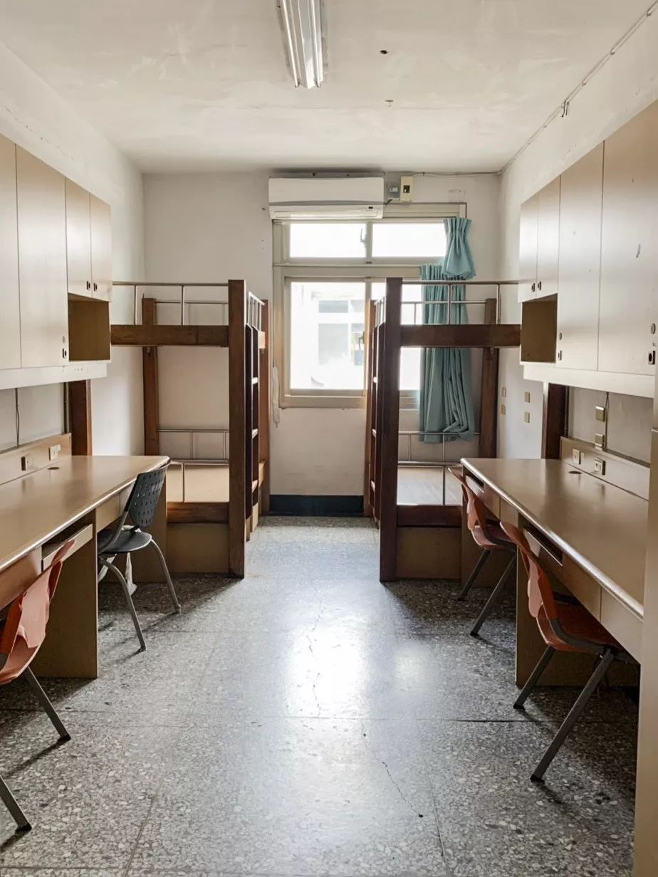 他花2.3亿造最美大学寝室，鼓励男女混居：这代年轻人别刻意吃苦