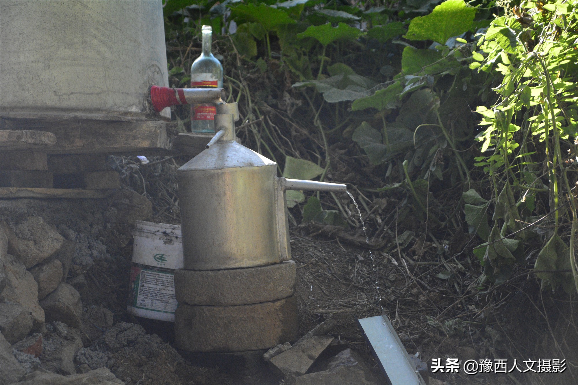 大锅变废为宝,变废为宝老人