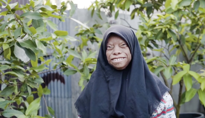 印尼兄妹酷似三星堆,印尼四兄妹怪异长相