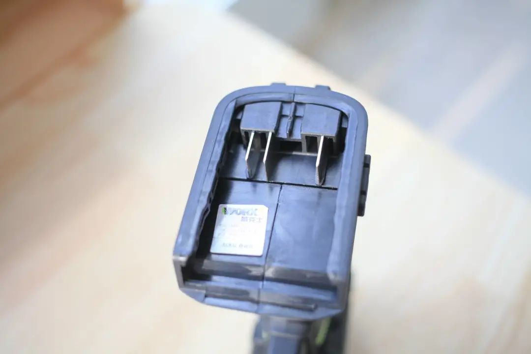 杞绘澗鍙堣垝閫傜殑宸ヤ綔,杞绘澗鐨勫伐浣滃拰鏈夋綔鍔涚殑宸ヤ綔