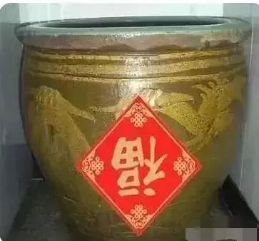 墙上的福字应该正着贴还是倒着贴,门上贴福字正着贴还是倒着贴好