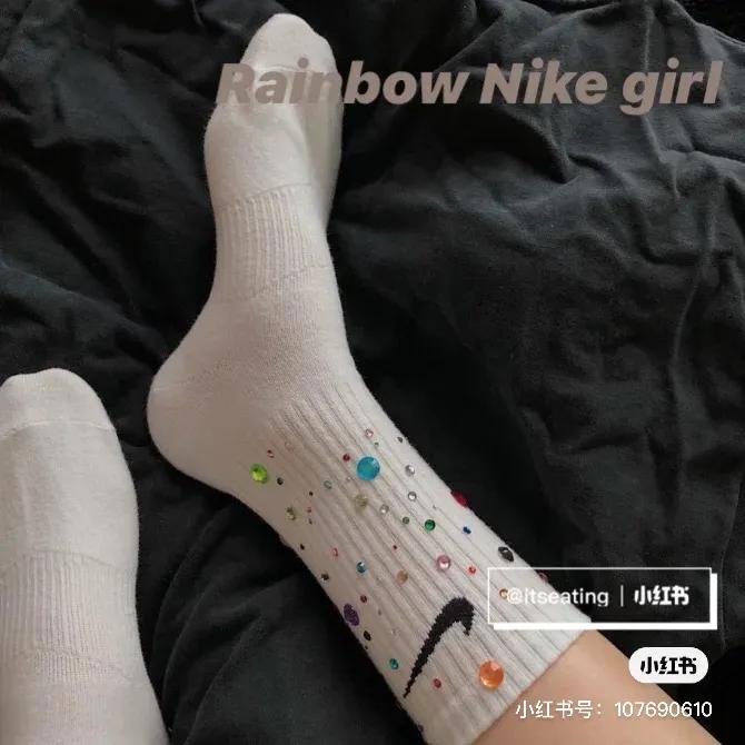 时尚闪耀水钻,高级透亮的水钻又绚丽又美观