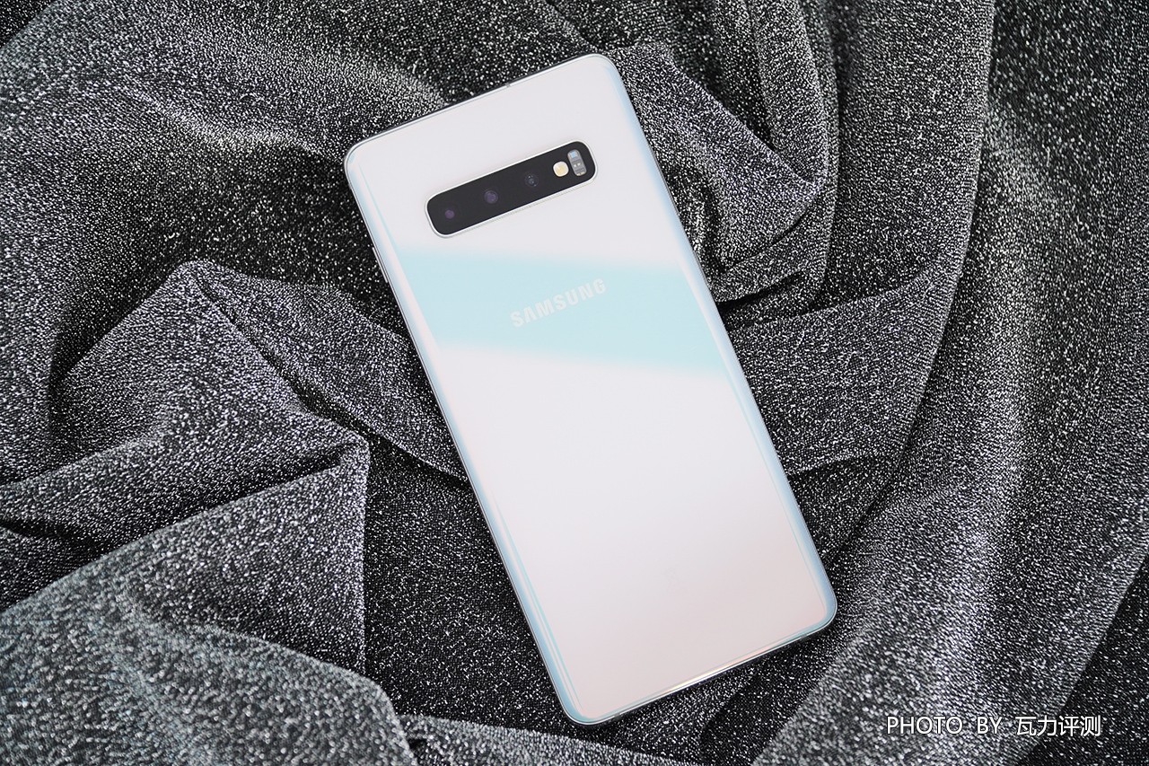 三星s10+全面测评,三星s10+国行上手测评
