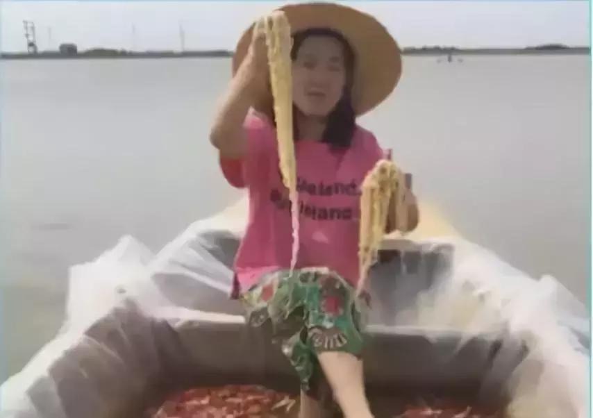 拿命在吃！吃完催吐！如果给你100万，你愿不愿意做吃播？