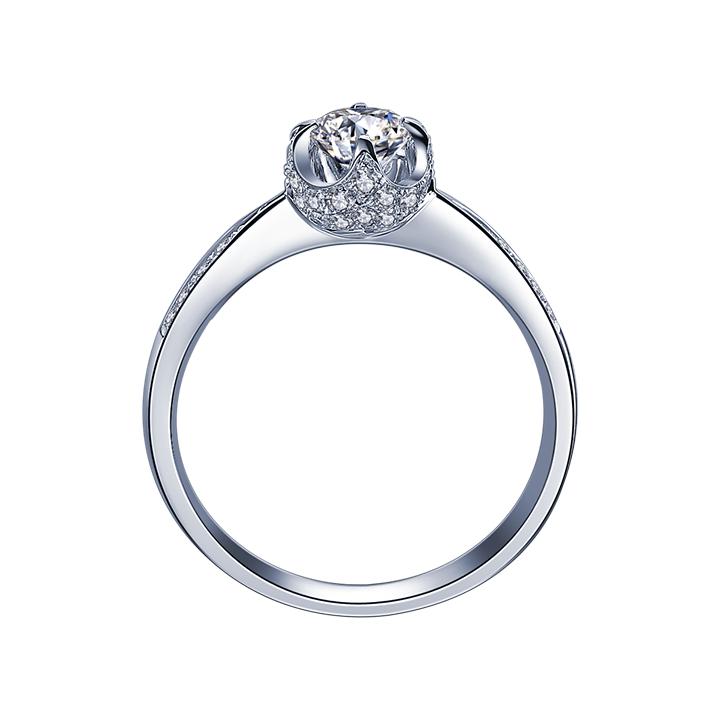 18分和20分钻戒买哪个,老凤祥20分的钻戒大概多少钱