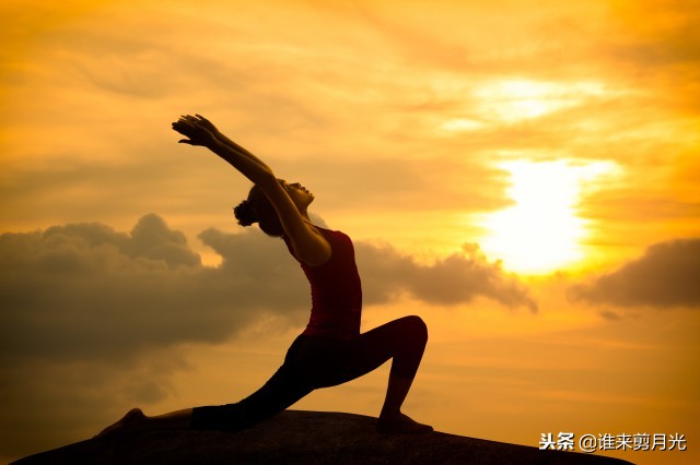 脸上长黑色的小点像痣,脸上突然出现黑色小点