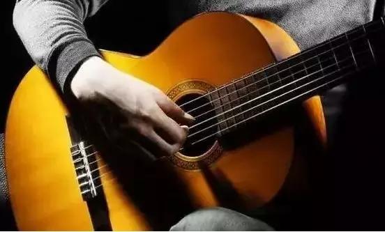 怎么学习吉他最快掌握,如何学习吉他教学