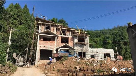 农村建房水泥c30还是c35,农村自建房混凝土c30和c40哪个好