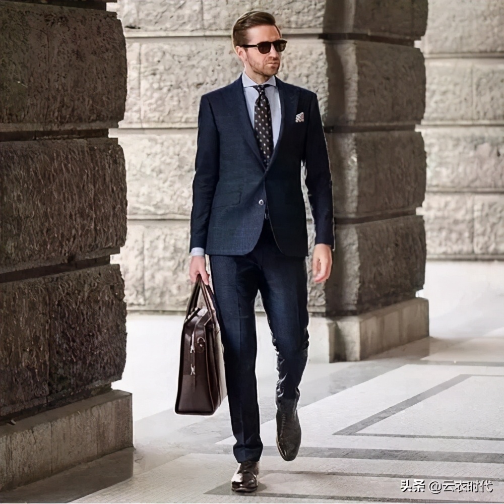 西装礼仪包括哪些内容和方法,西装礼仪注意事项有哪些