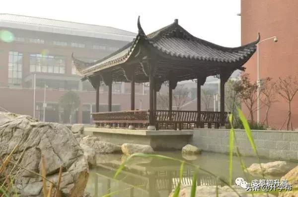 成都校园高颜值,成都环境最好的高中