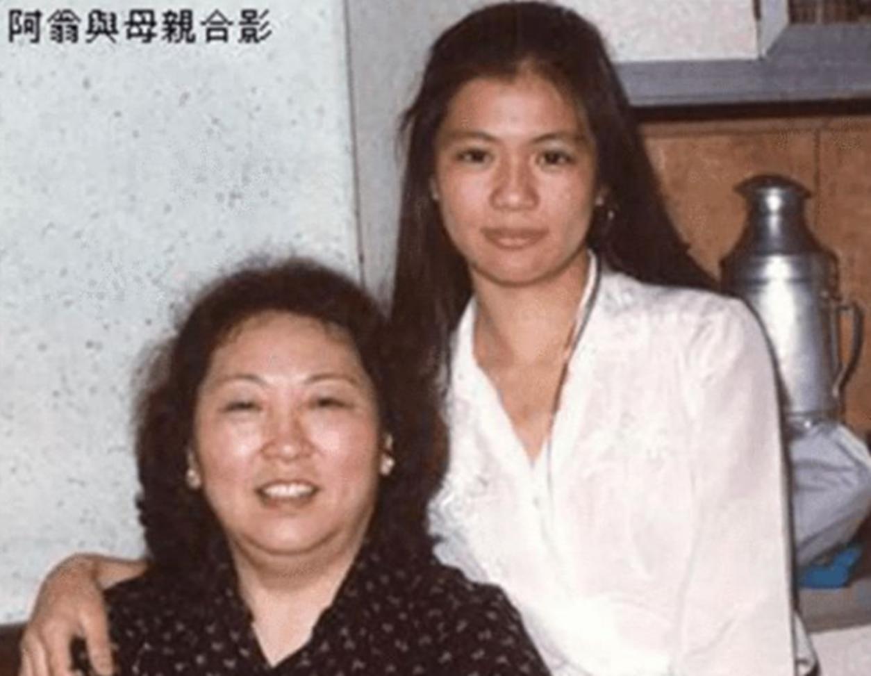 翁美玲与黄蓉现状,翁美玲为何不演中年黄蓉