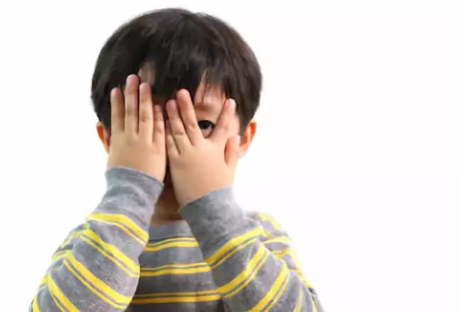 让宝宝离开尿不湿学会自己尿尿,怎么让宝宝戒掉尿不湿拉粑粑