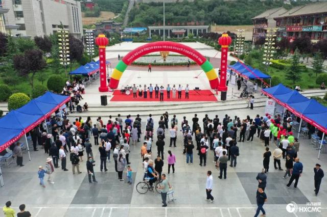 《走向我们的小康生活》之《决战决胜脱贫攻坚》融媒记者甘肃行:河西区11家企业面向庄浪县招聘工作人员