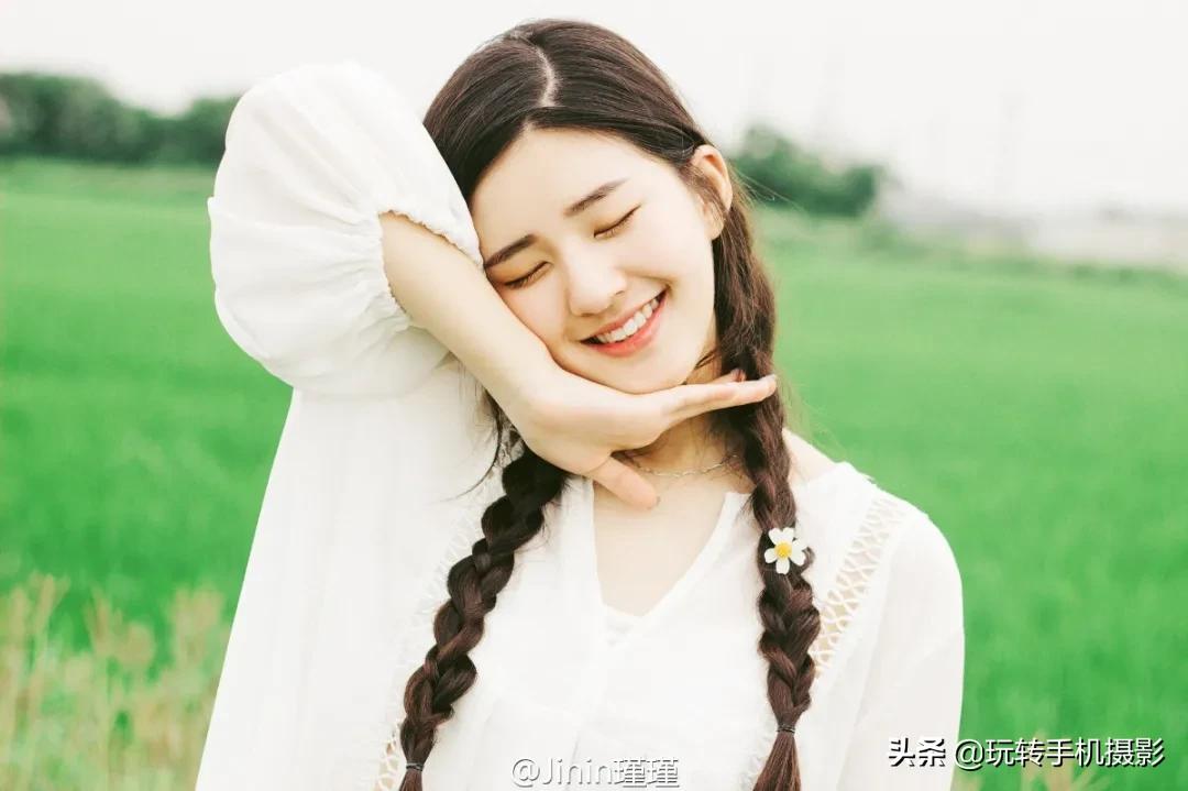 跟着赵露思学发抖音,和赵露思学拍照姿势