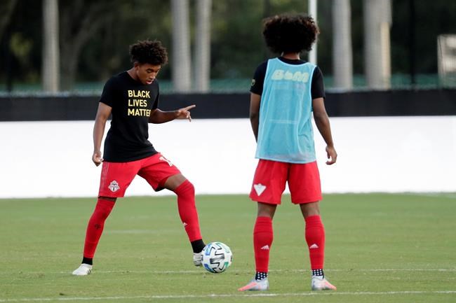 加拿大小将打破世界纪录,加拿大16岁球员最新消息