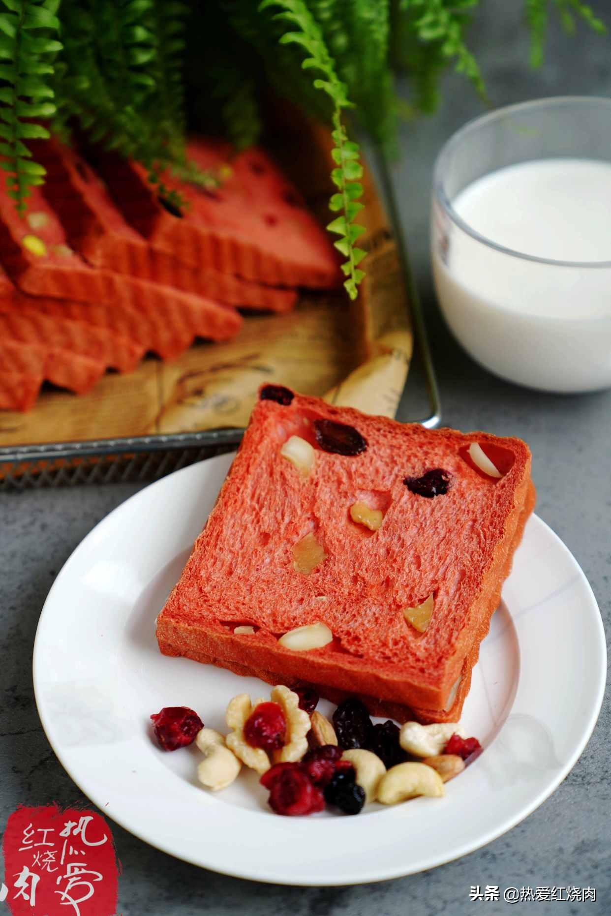 猪油能做吐司吗,烘焙猪油能做什么面包