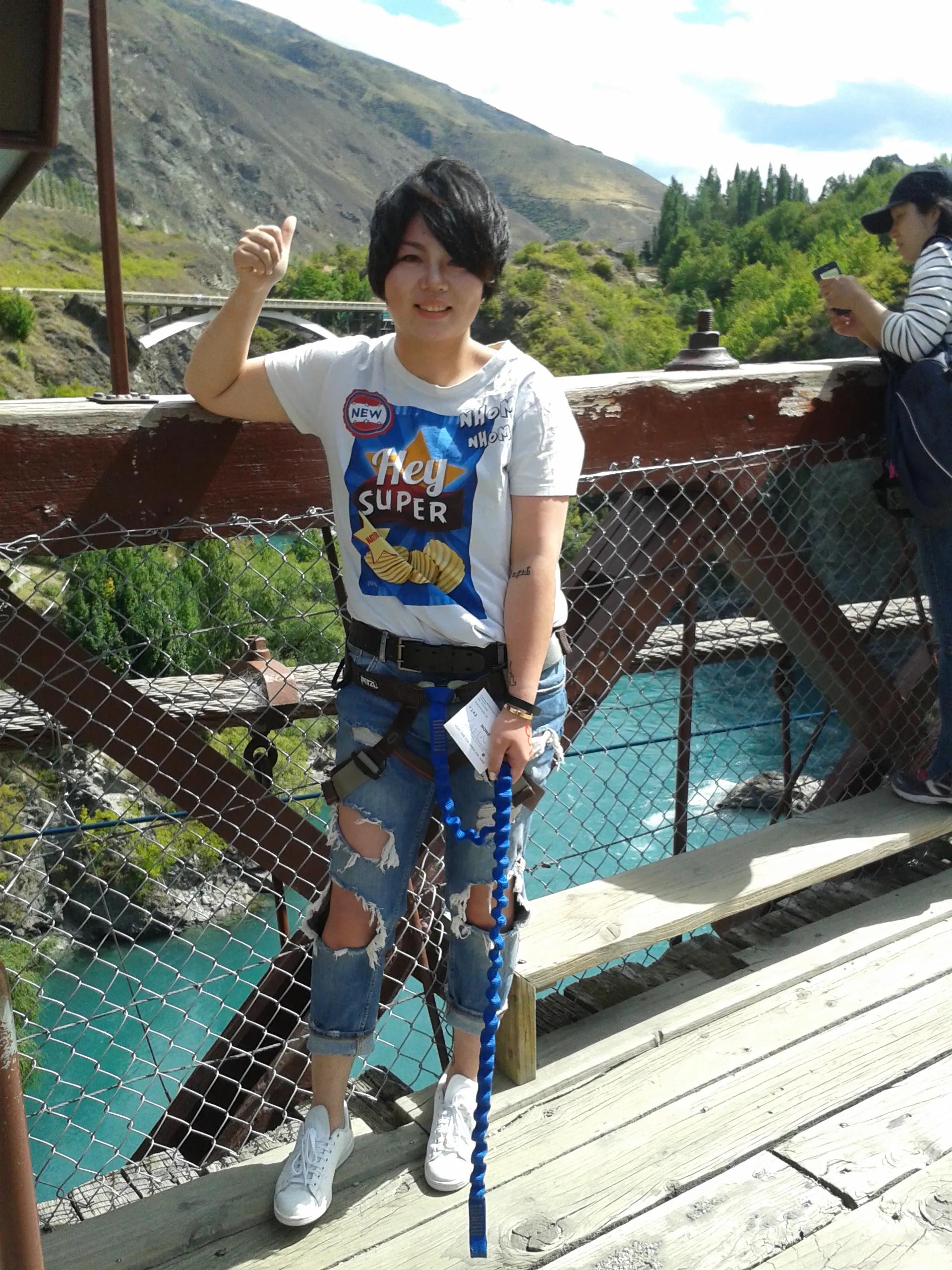 新西兰游记中土世界,新西兰内维斯峡谷蹦极